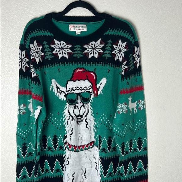 Festive Llama Christmas Sweater - Green - Picture 2 of 13